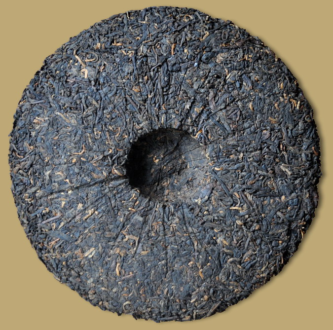 6FTM Yunnan Moon Pu-erh Cake