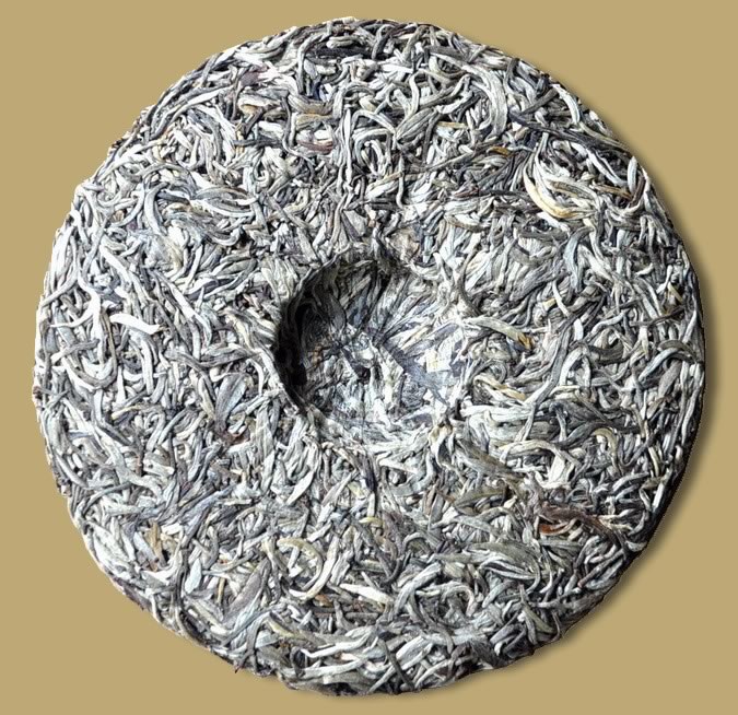 Yubang Banzhang Silver Bud Raw Pu-erh Cake